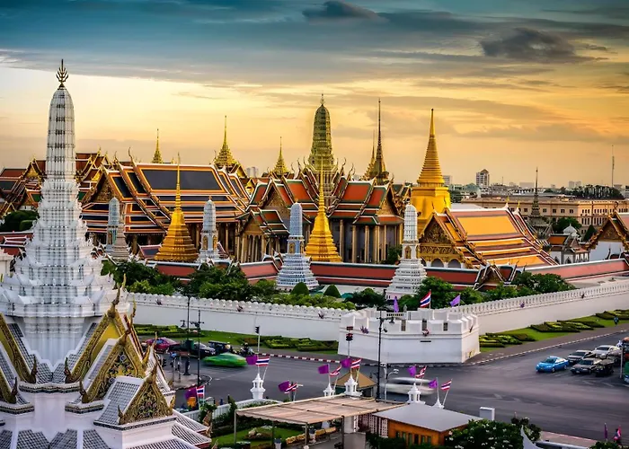Go Khaosan Chakraphong โก ตรอกข้าวสาร