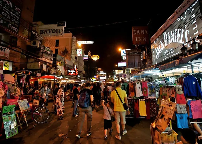 Go Khaosan Chakraphong โก ตรอกข้าวสาร 曼谷
